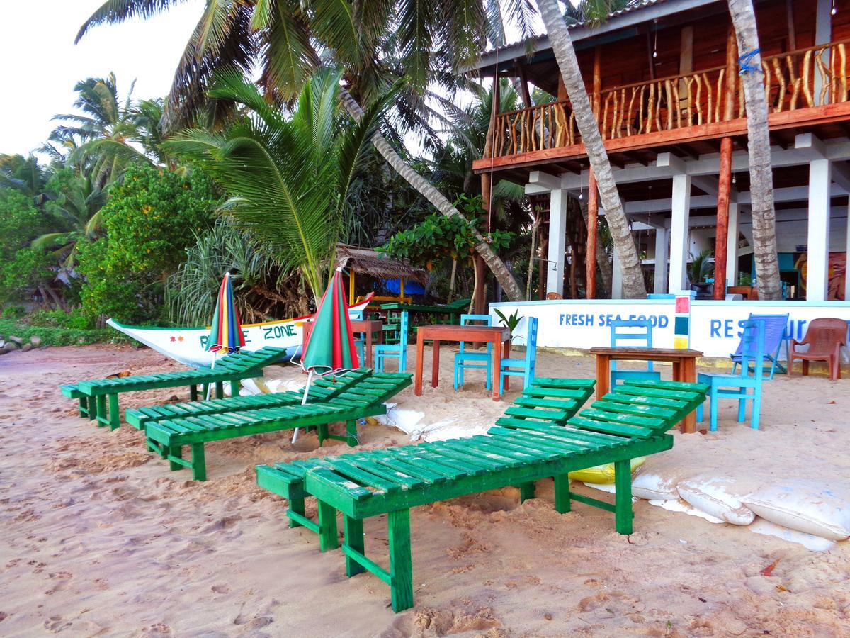 Reggae Zone Beach Resort Tangalle Esterno foto