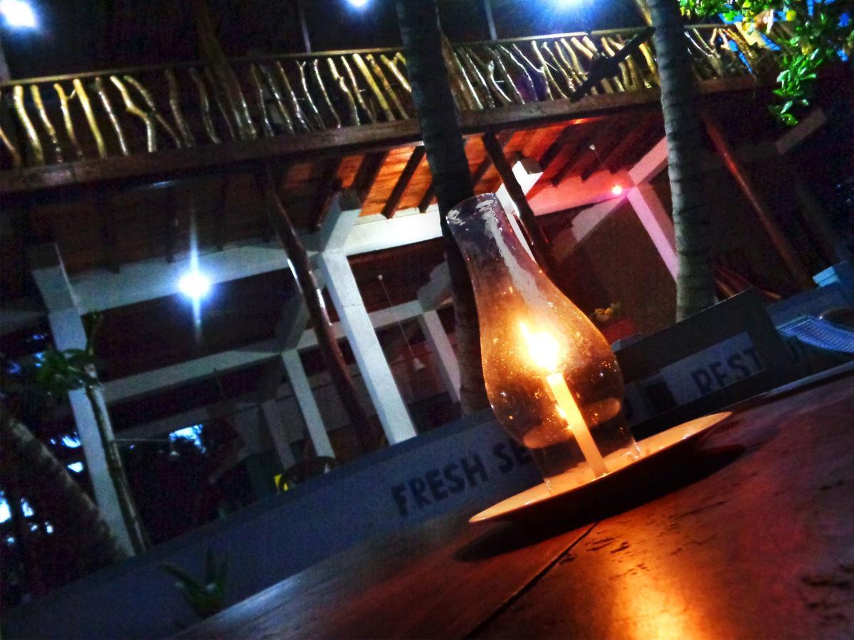 Reggae Zone Beach Resort Tangalle Esterno foto