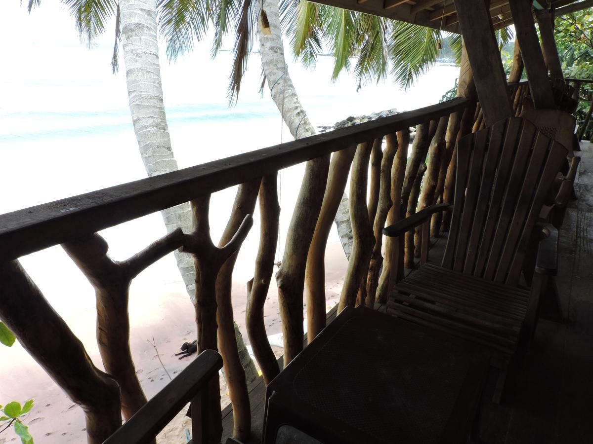 Reggae Zone Beach Resort Tangalle Esterno foto